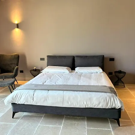 Elegant With Shared Pool Adro